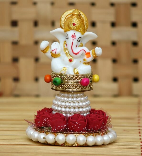 White Metal Lord Ganesha Idol on Decorative Handcrafted Plate