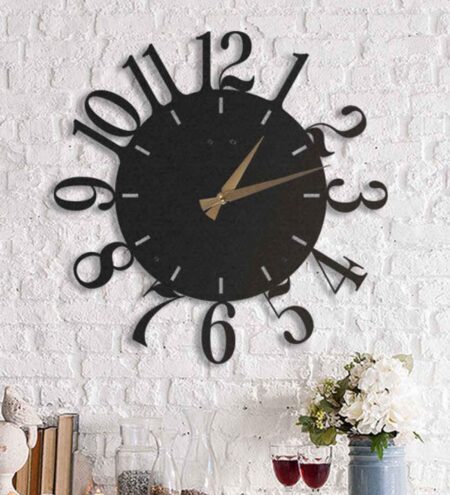 Black Metal Tight Modern Wall Clock