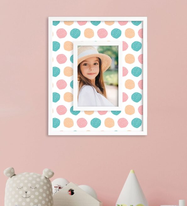 White Wooden Emphasis Wall Hanging Photo Frame